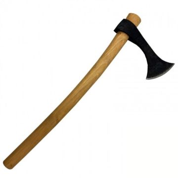 Red Dragon  Francisca Throwing Axe