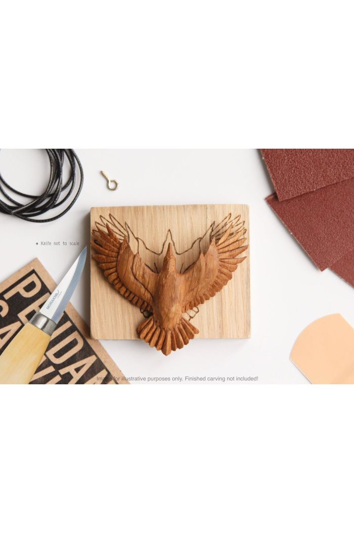 Carving Kit Inc Mora 120 - Raven - Oak Wood Pendant By Giles Newman