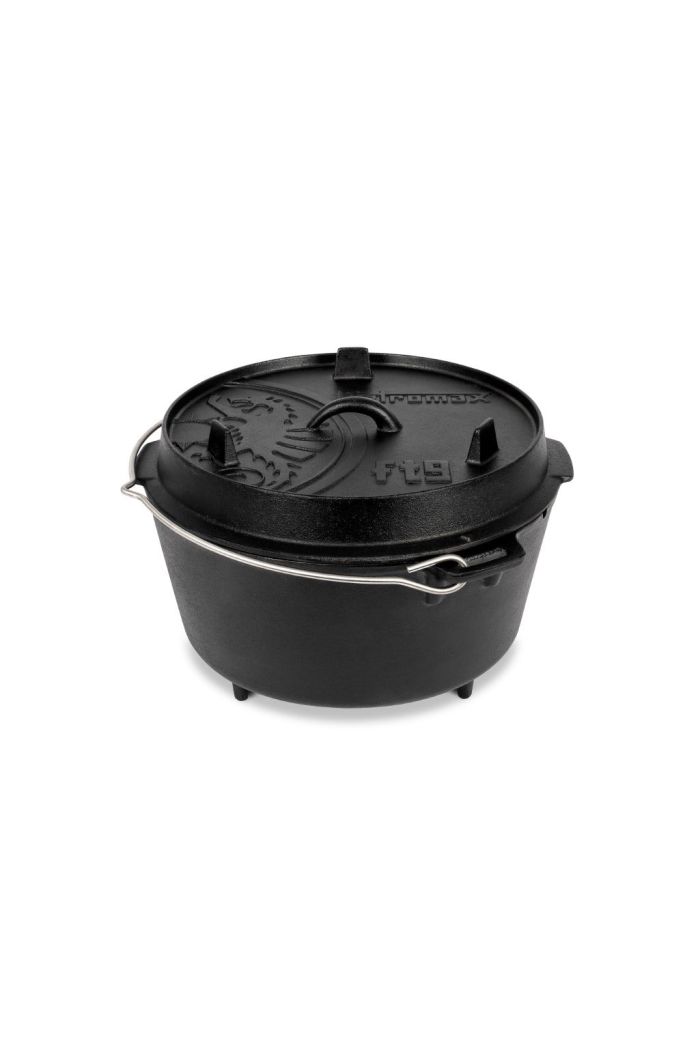 Petromax 7.5L Cast Iron Dutch Oven with Legs
