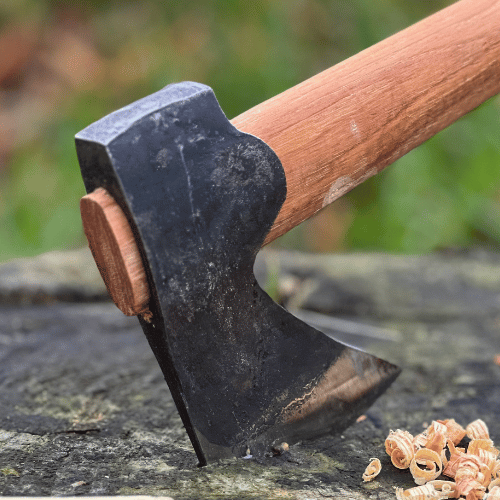 Bushcraft knives and outdoor tools