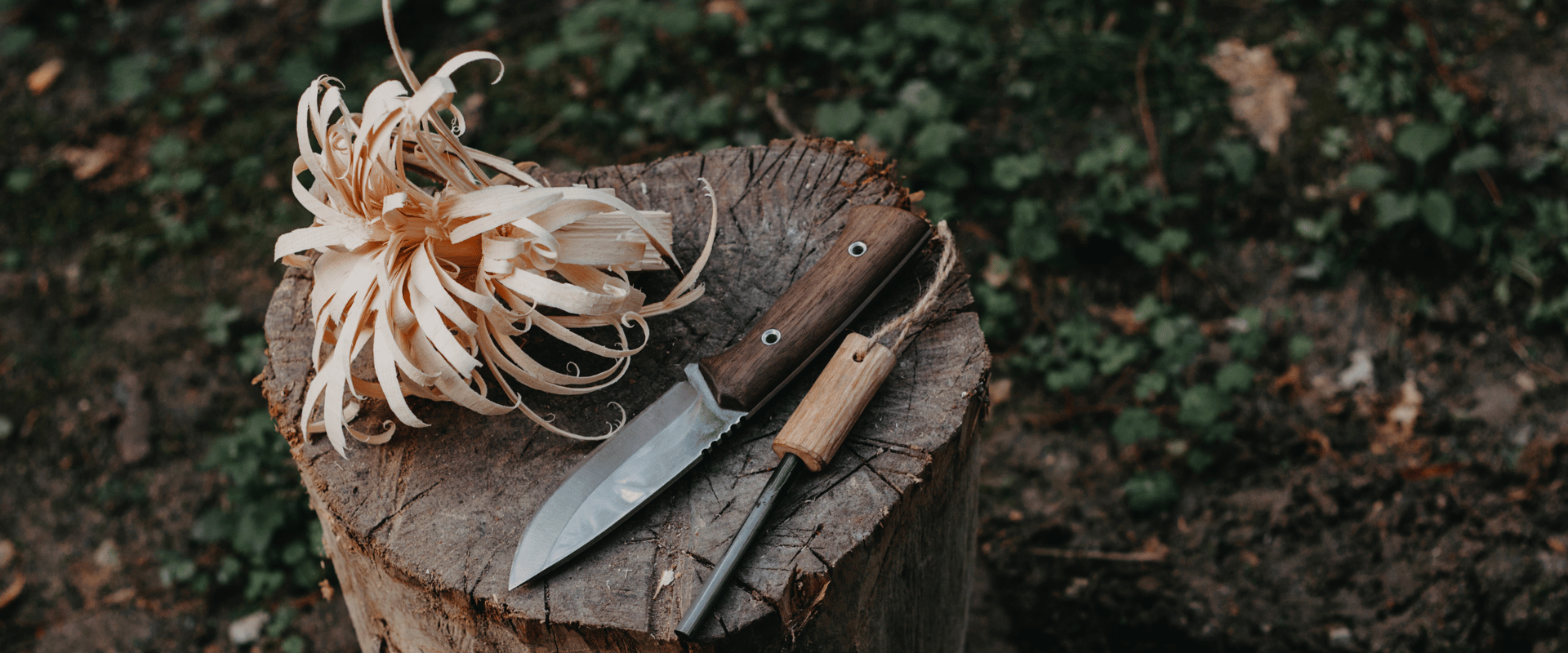 Bushcraft equipment and outdoor tools